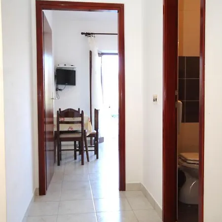 By The Sea Tri Zala, Korcula - 9237