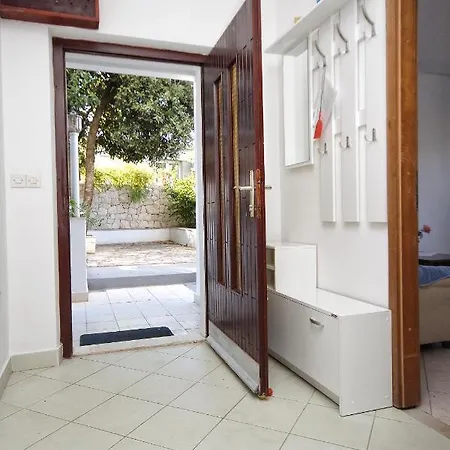 Apartment By The Sea Tri Zala, Korcula - 4346 *