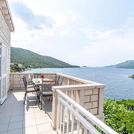 アパート By The Sea Tri Zala, Korcula - 9237 *