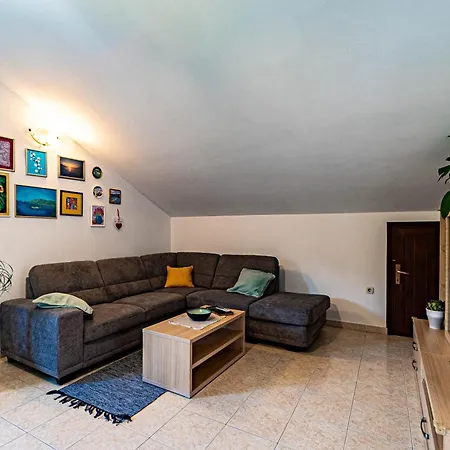 By The Sea Tri Zala, Korcula - 9237 *