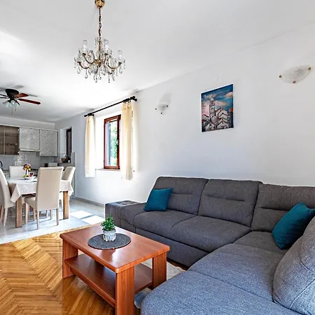 アパート By The Sea Tri Zala, Korcula - 9237 *